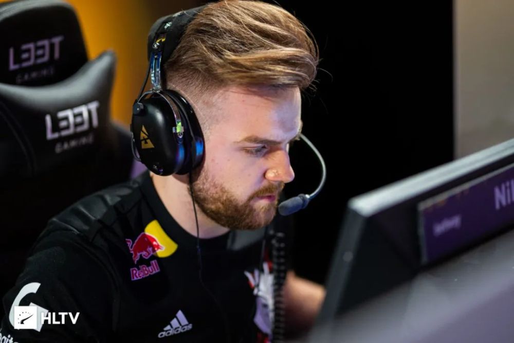 资讯《绝地求生》迈凯伦四人轿车好看吗？迈凯伦炫彩皮肤介绍